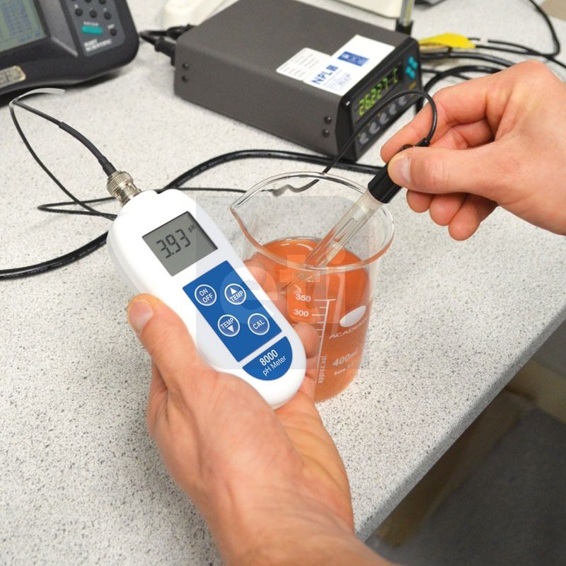8000 PH Meter With Interchangeable Electrode