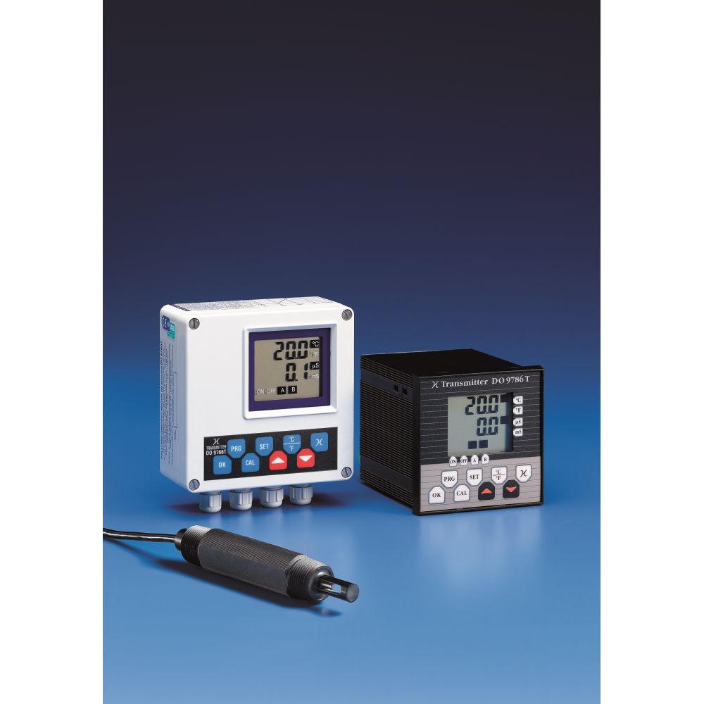 DO9786T-R1 – Panel Mounting Conductivity Transmitter